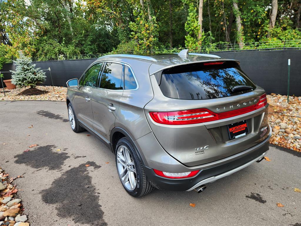 2017 Lincoln MKC Reserve photo 3