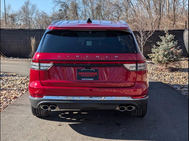 2025 Lincoln Aviator Reserve photo 4