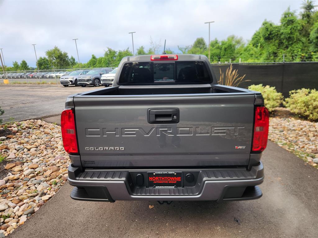 2022 Chevrolet Colorado LT photo 4
