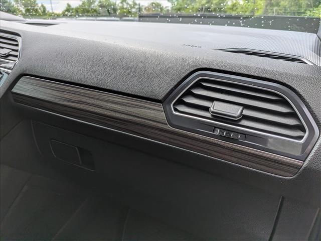 2024 Volkswagen Tiguan SEL R-LINE - Photo 12
