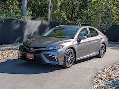 2023 Toyota Camry SE Sedan