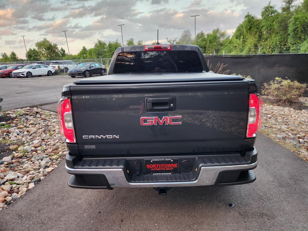 2017 Gmc Canyon Base photo 4