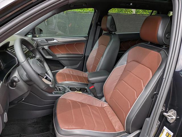 2024 Volkswagen Tiguan SEL R-LINE - Photo 27