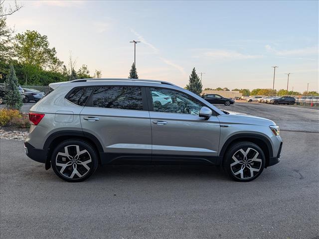 2023 Volkswagen Taos SEL - Photo 6