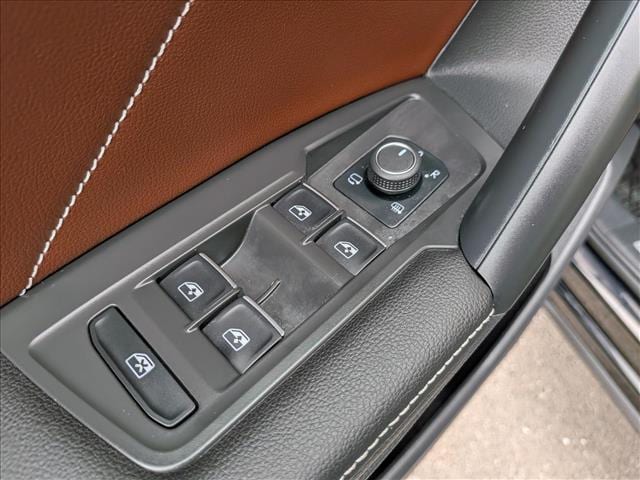 2024 Volkswagen Tiguan SEL R-LINE - Photo 30