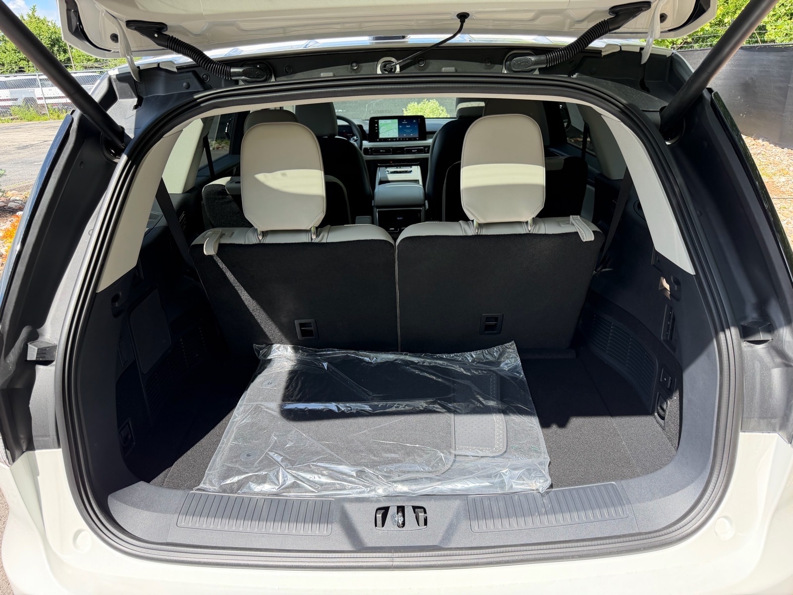 2026 Lincoln Aviator Reserve - Photo 17
