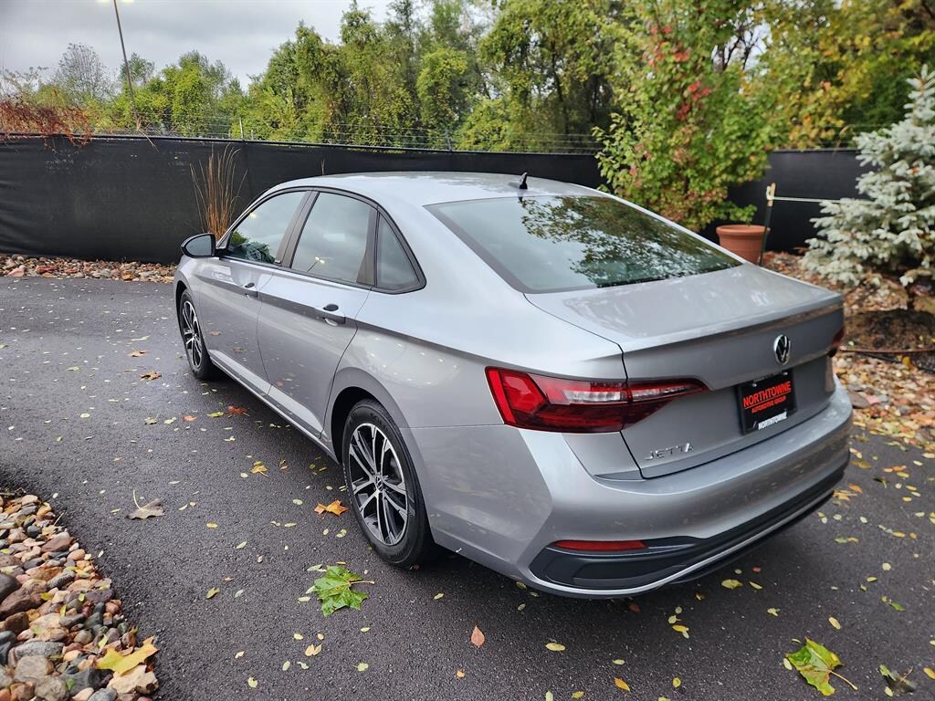 Used 2024 Volkswagen Jetta 1.5T Sport Sedan