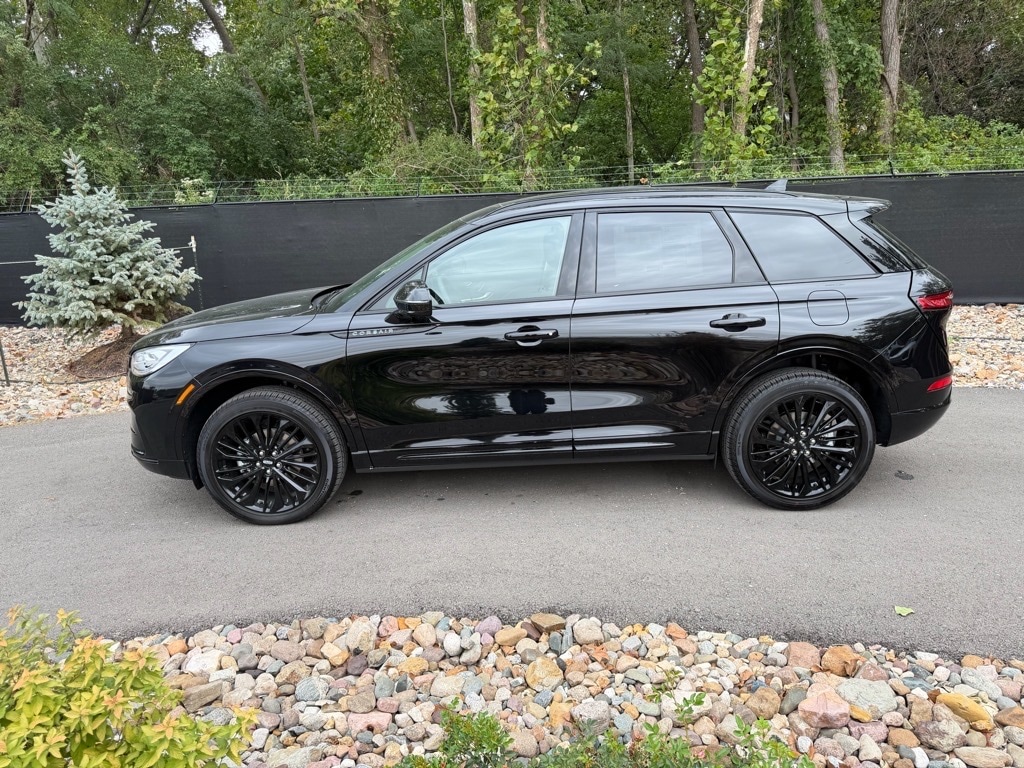 New 2025 Lincoln Corsair Reserve SUV