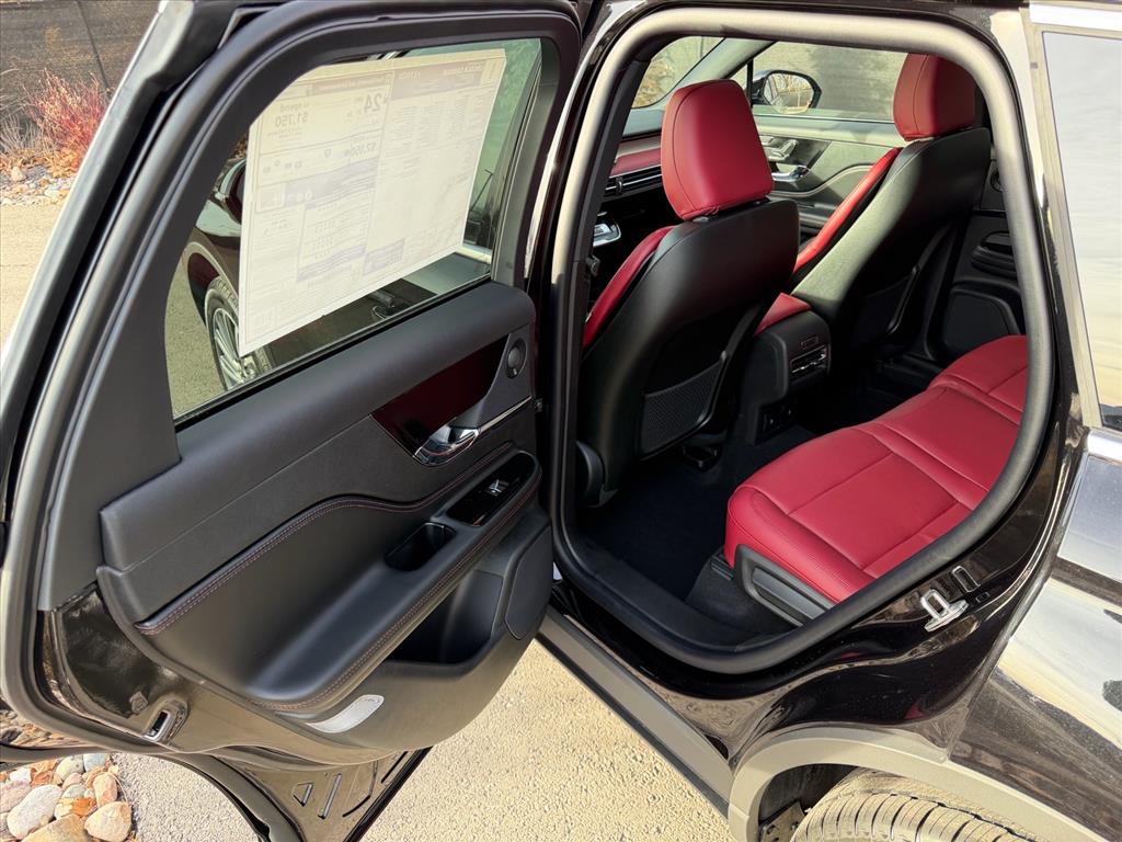 2026 Lincoln Corsair Reserve - Photo 19