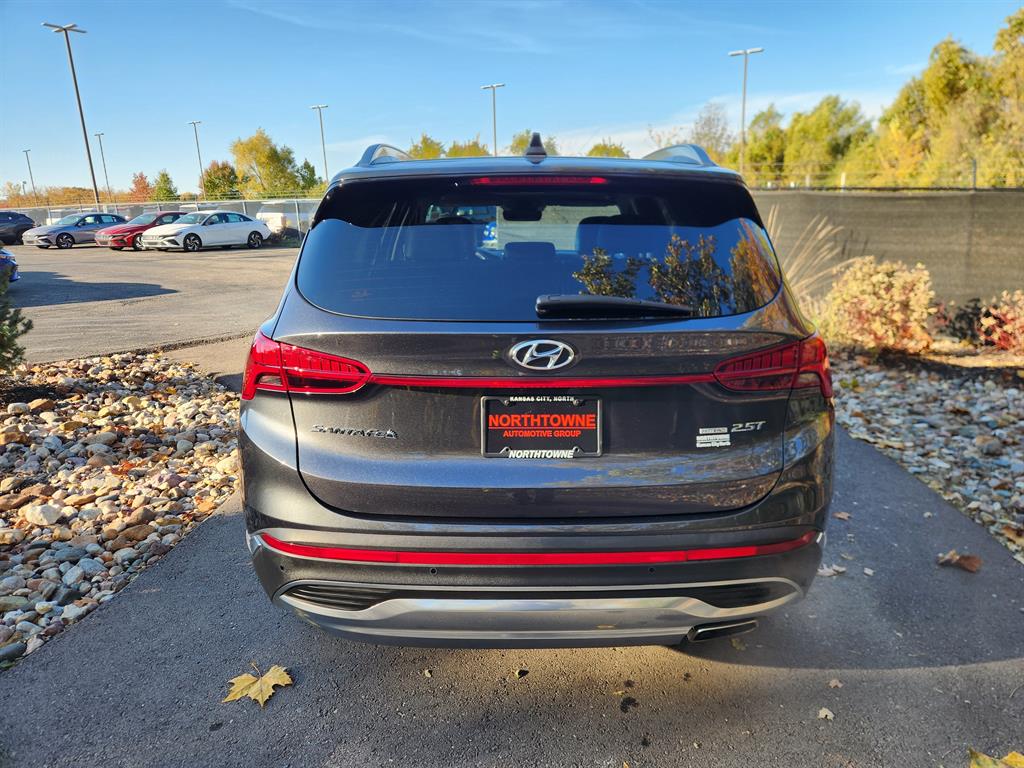 2021 Hyundai Santa Fe Limited photo 4