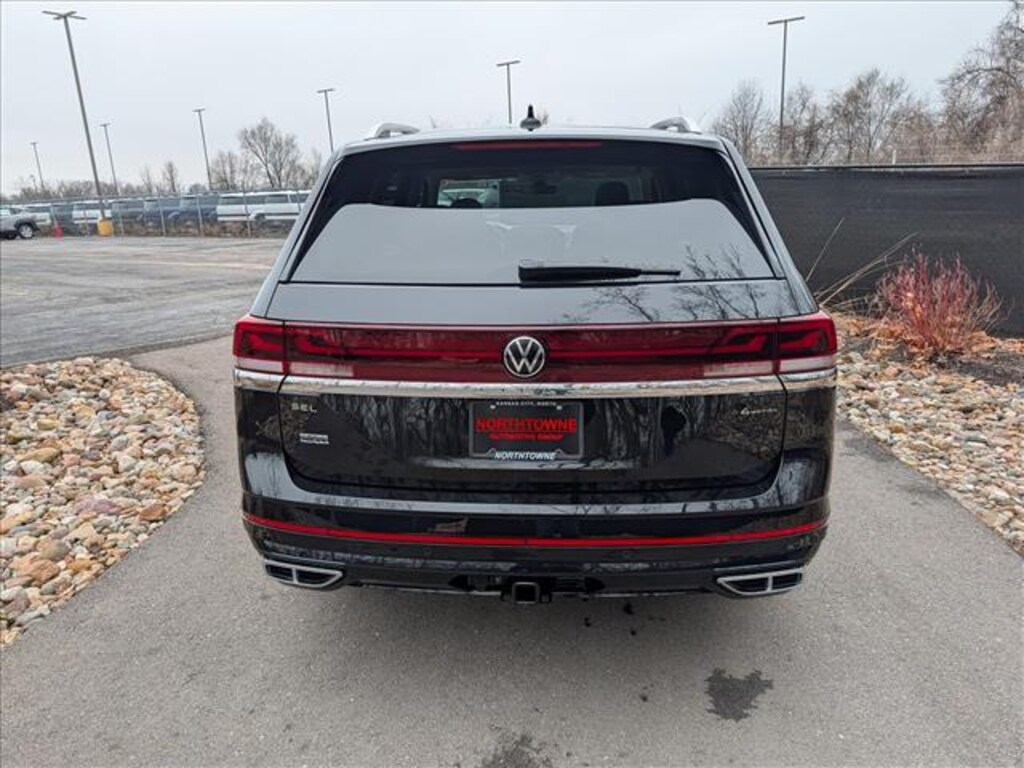 Used 2025 Volkswagen Atlas 2.0T SEL Premium R-Line SUV