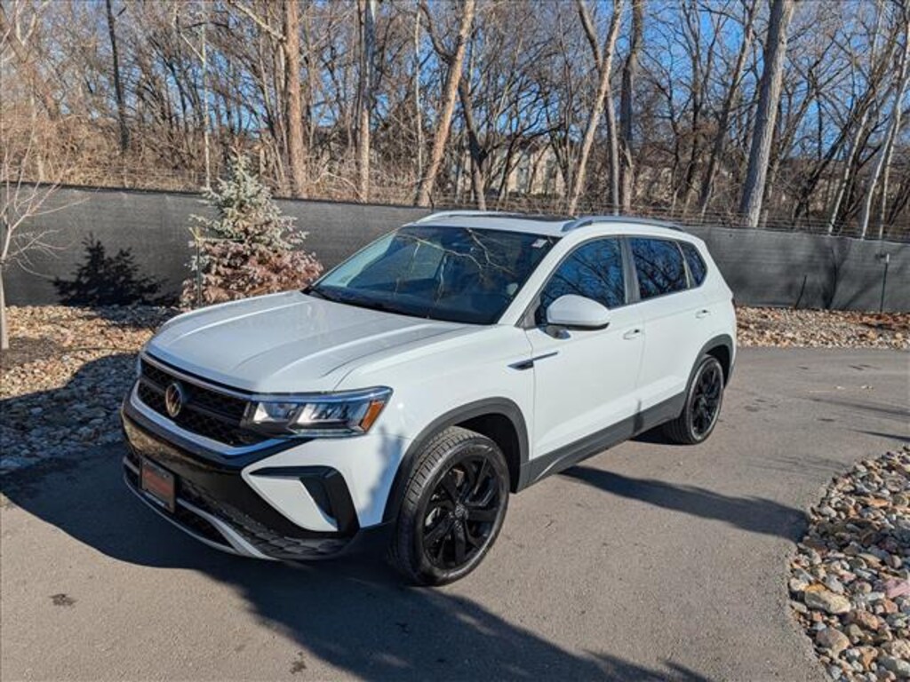 Used 2023 Volkswagen Taos 1.5T SE SUV