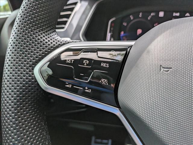 2024 Volkswagen Tiguan SEL R-LINE - Photo 34