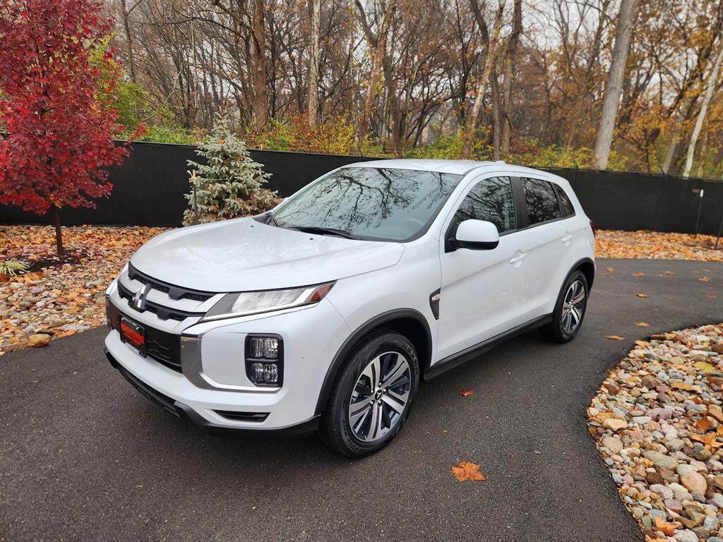 Used 2024 Mitsubishi Outlander Sport ES SUV