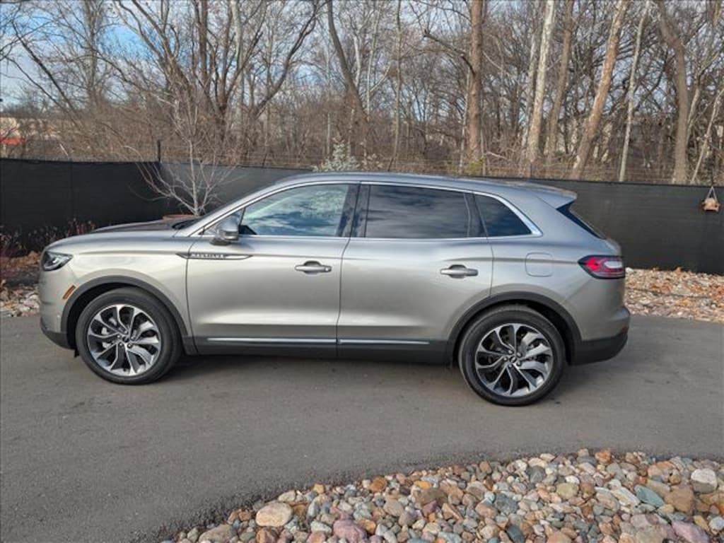 Used 2023 Lincoln Nautilus Reserve SUV