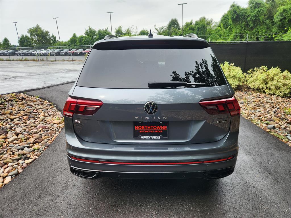 2024 Volkswagen Tiguan SE R-Line Black photo 3