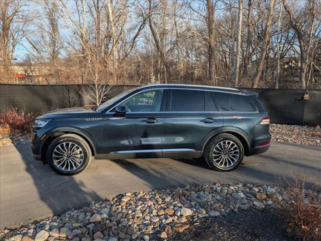 Certified 2023 Lincoln Aviator Reserve SUV