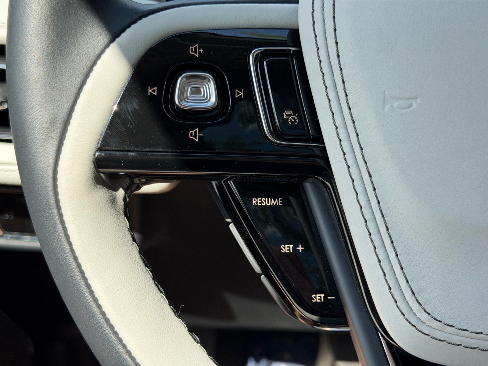 2026 Lincoln Aviator Reserve - Photo 29