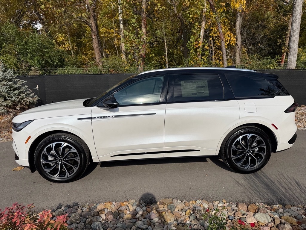 New 2026 Lincoln Nautilus Reserve SUV
