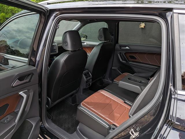 2024 Volkswagen Tiguan SEL R-LINE - Photo 22