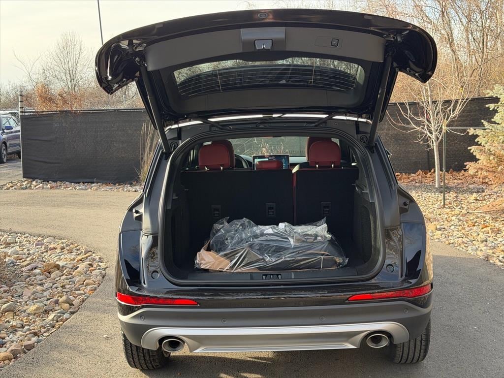 2026 Lincoln Corsair Reserve - Photo 16