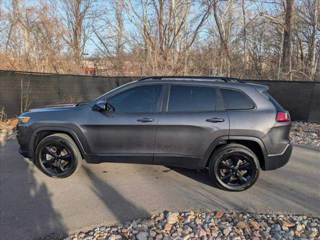 Used 2020 Jeep Cherokee Latitude Plus SUV