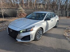 2024 Nissan Altima 2.5 SV Sedan