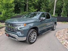 2026 Chevrolet Silverado 1500 LTZ Crew Cab Short Bed Truck