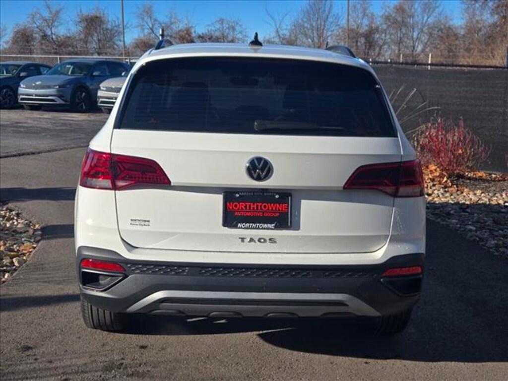 Used 2024 Volkswagen Taos 1.5T S SUV