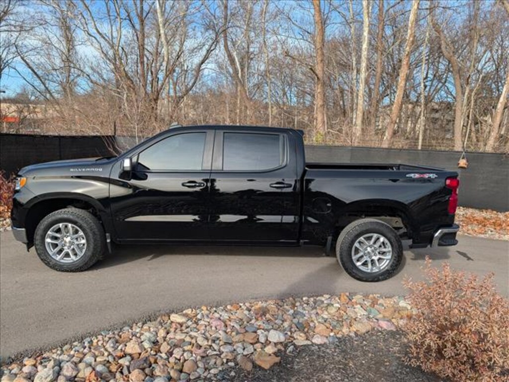 Used 2023 Chevrolet Silverado 1500 LT Crew Cab Short Bed Truck