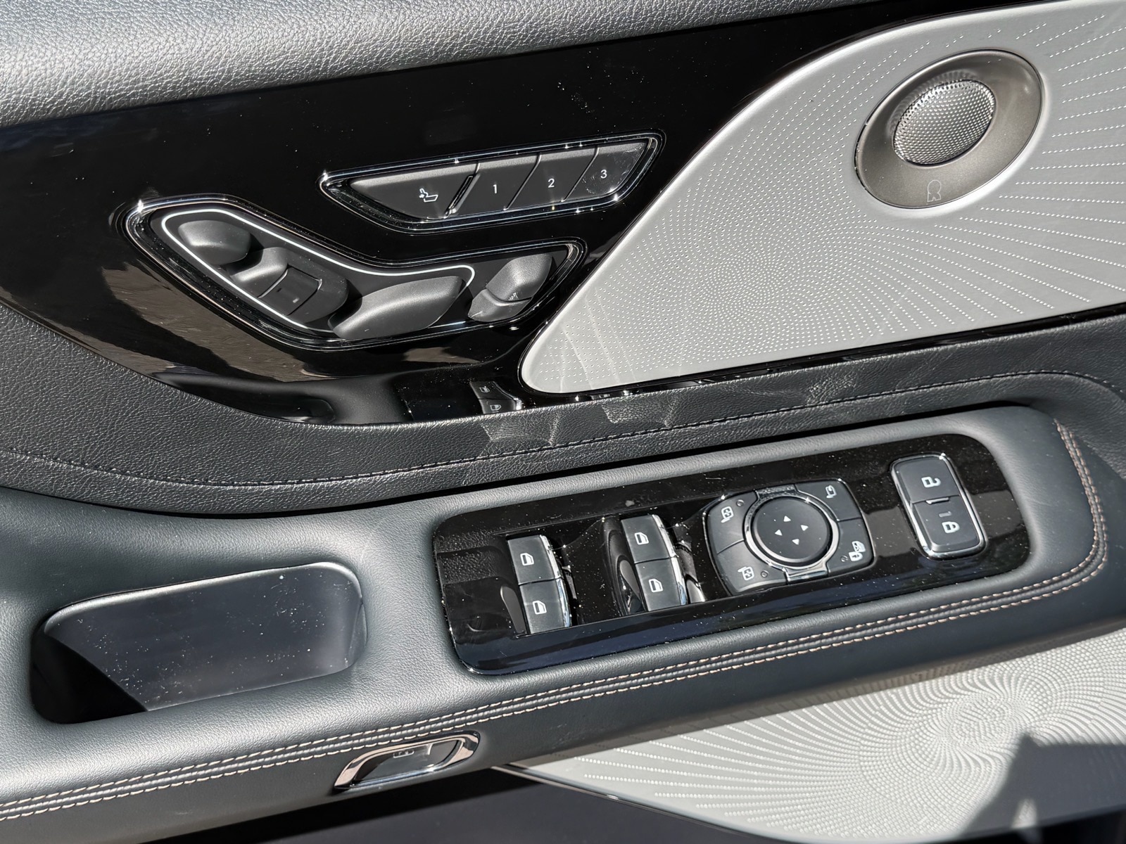 2026 Lincoln Aviator Reserve - Photo 26