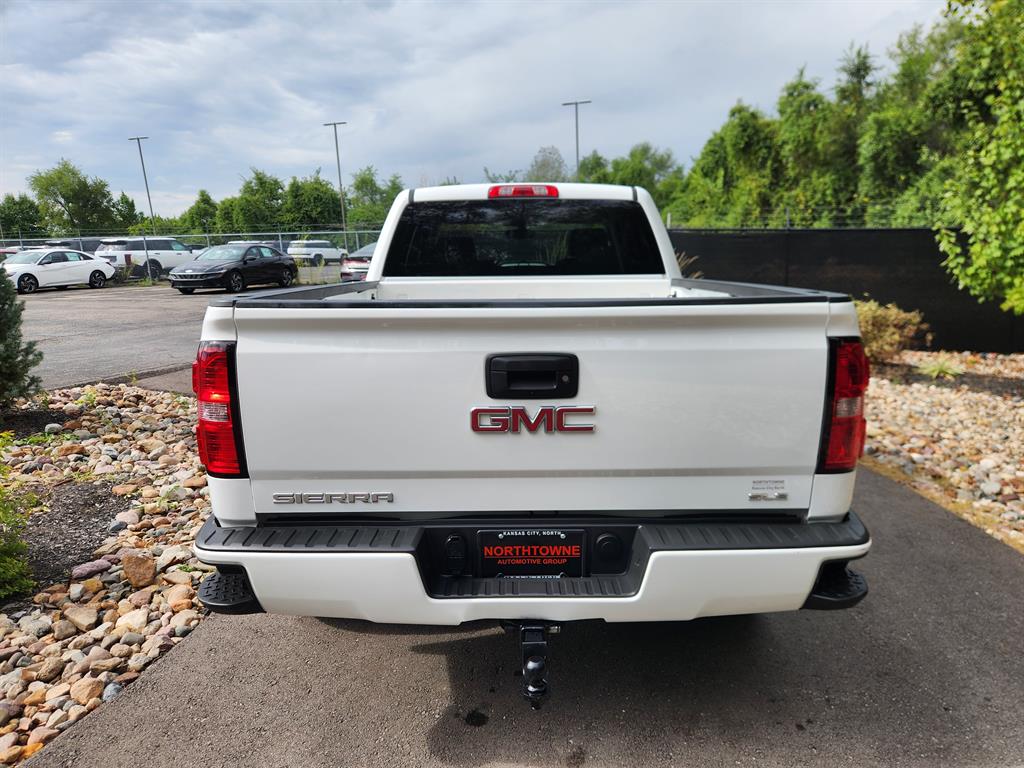 2018 Gmc Sierra 1500 SLE photo 4