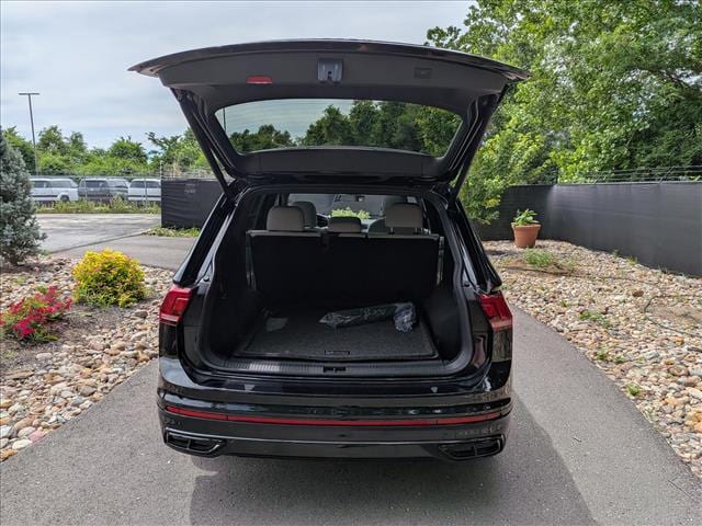 2024 Volkswagen Tiguan SE R-LINE BLACK - Photo 18