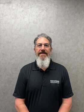 Staff member Mike Lampson from ID_058b45f5ffb3