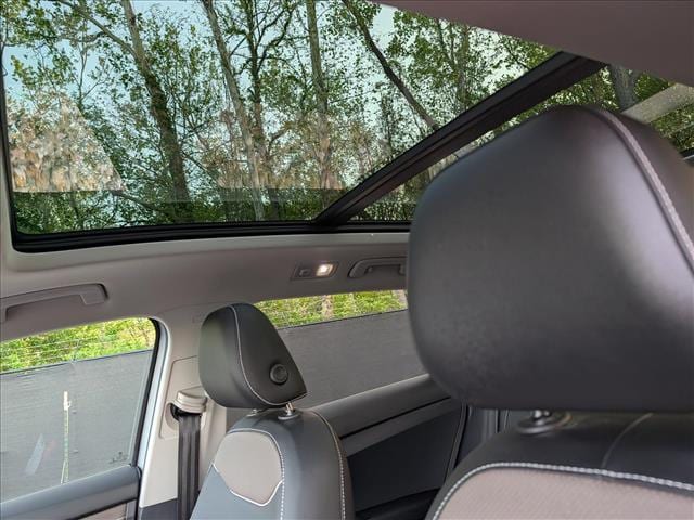 2023 Volkswagen Taos SEL - Photo 29