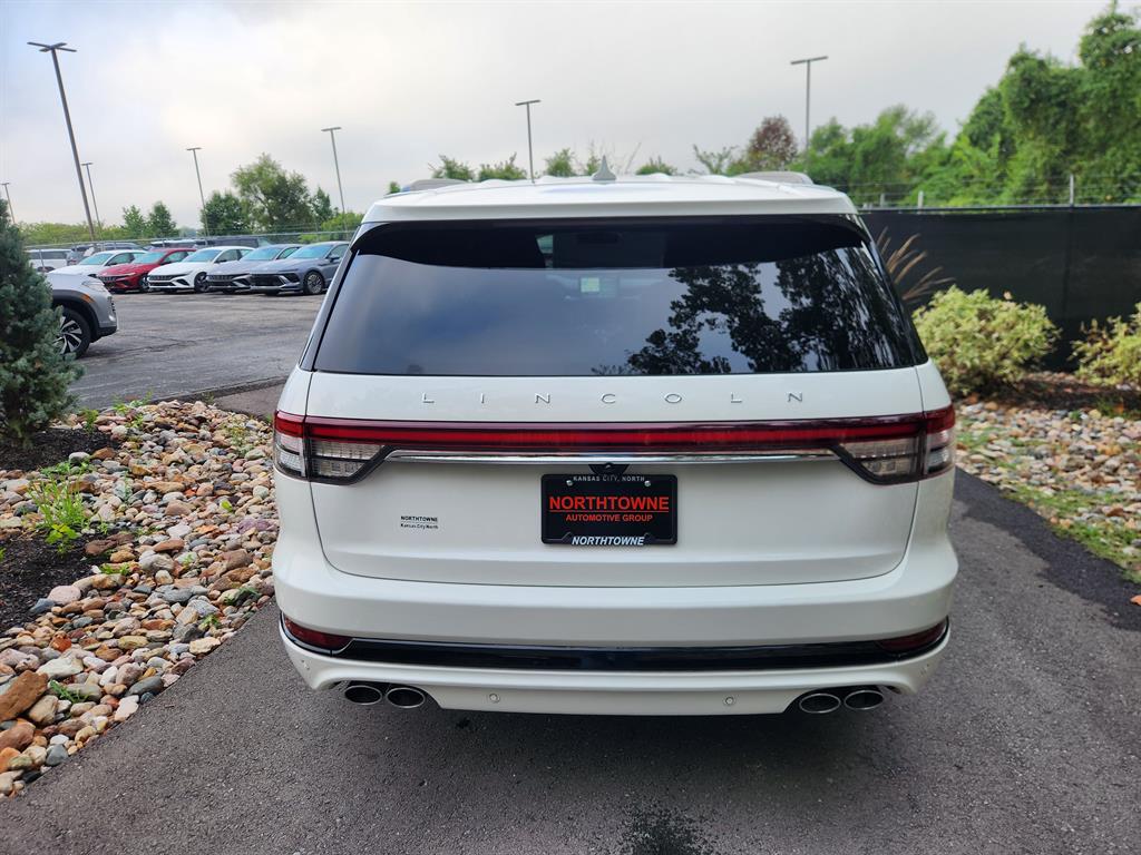 2023 Lincoln Aviator Reserve photo 4