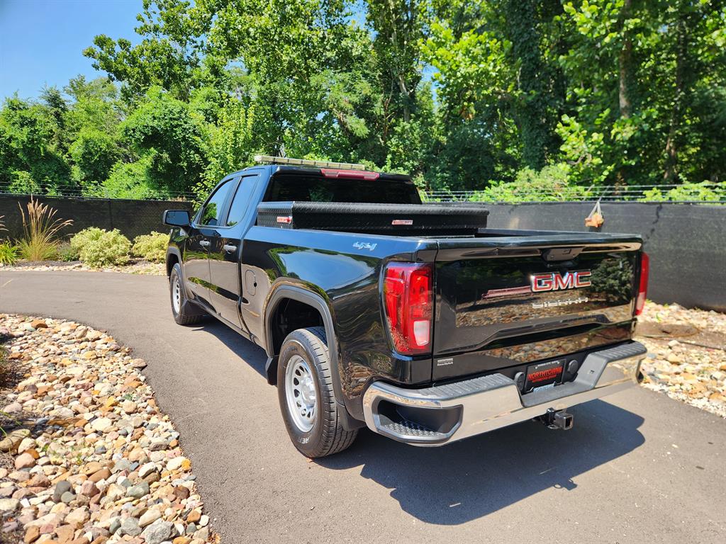 2021 Gmc Sierra 1500 Base photo 3