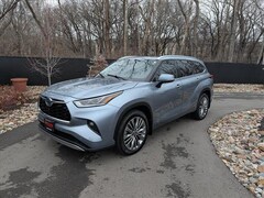2021 Toyota Highlander Hybrid Platinum SUV