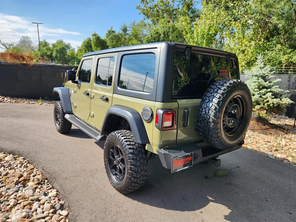 2025 Jeep Wrangler Sport photo 3