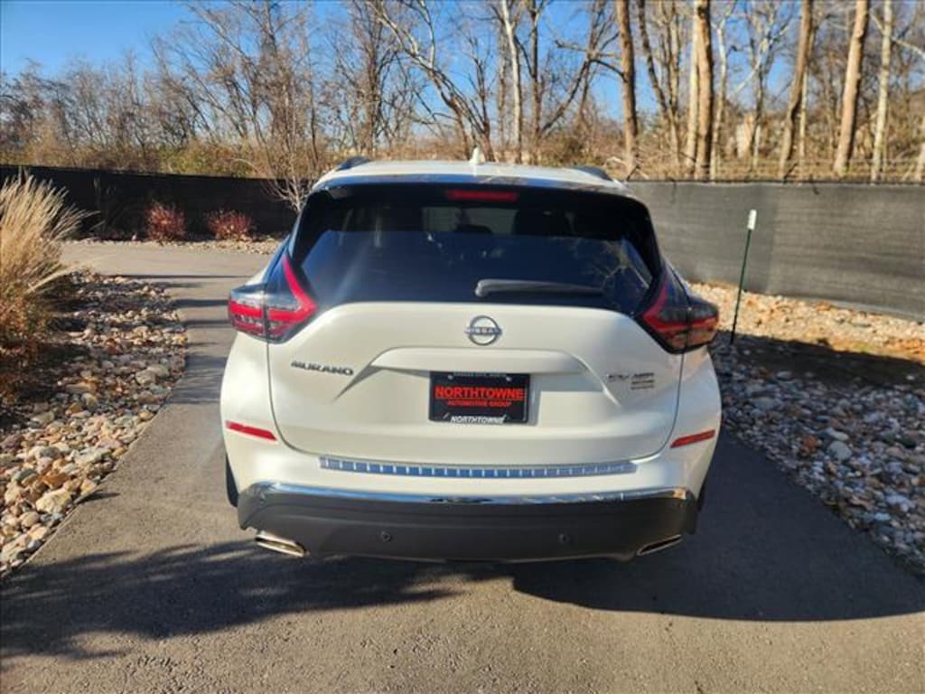 Used 2024 Nissan Murano SV SUV