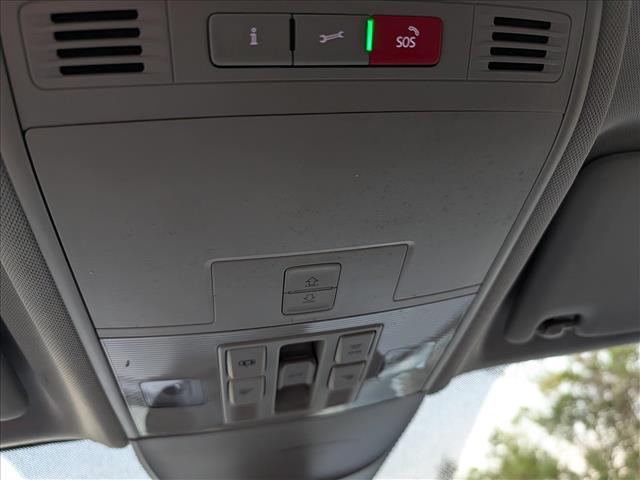 2023 Volkswagen Taos SEL - Photo 38