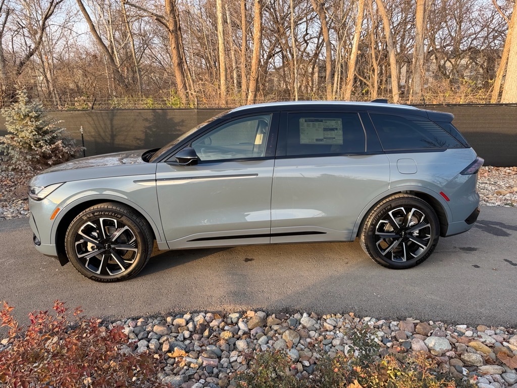 New 2026 Lincoln Nautilus Reserve SUV
