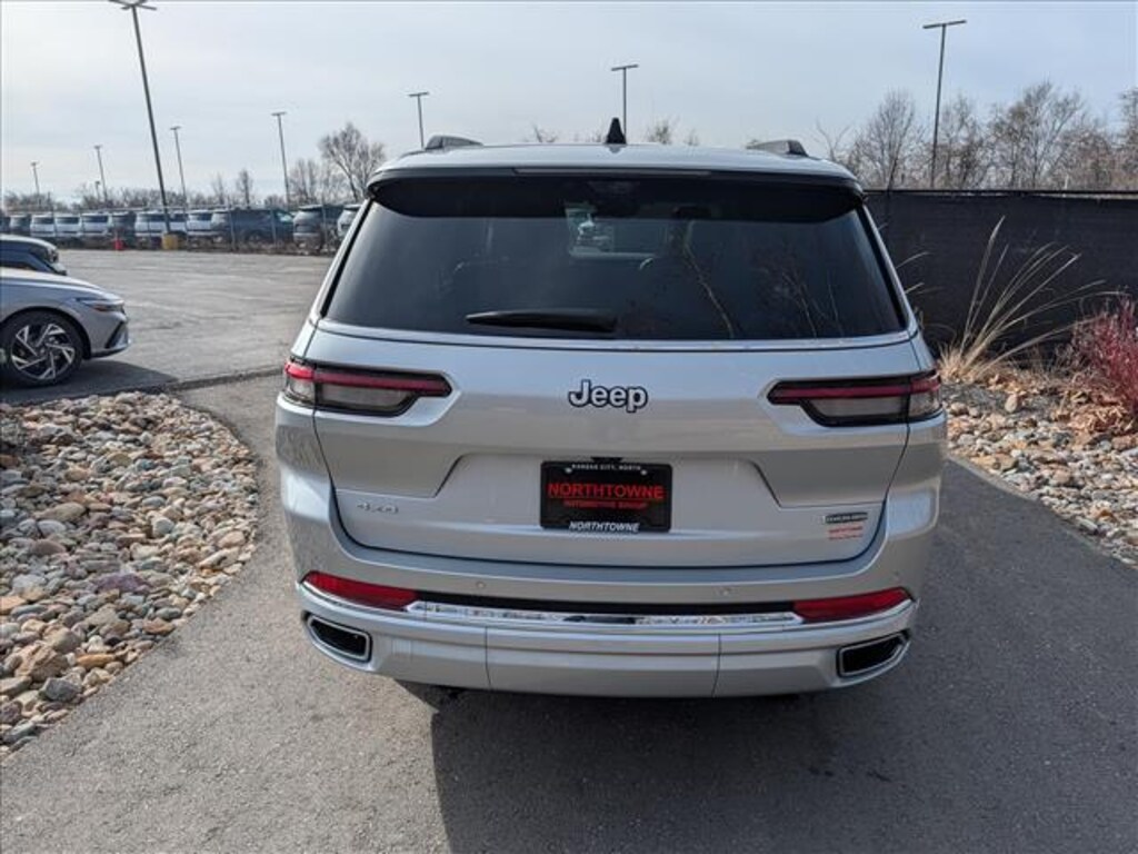 Used 2025 Jeep Grand Cherokee L Overland SUV