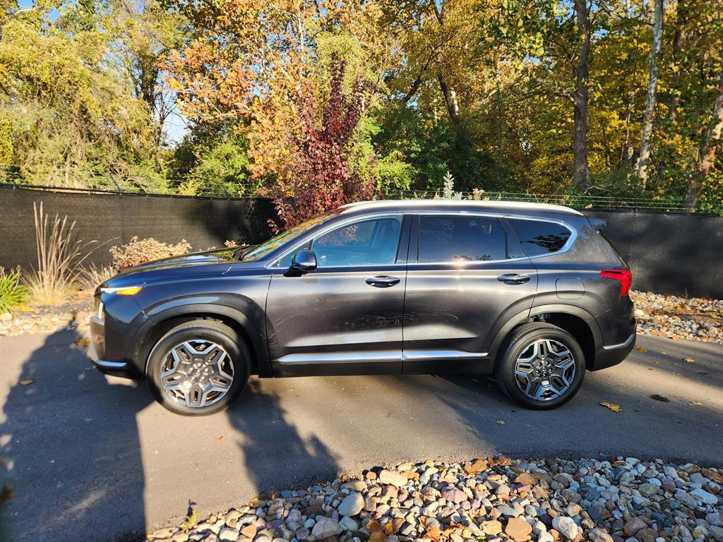 2021 Hyundai Santa Fe Limited photo 2
