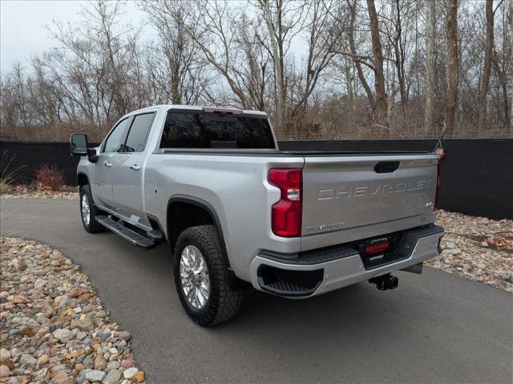 Used 2022 Chevrolet Silverado 3500HD High Country Crew Cab Short Bed Truck