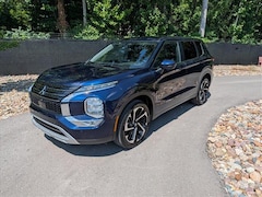 2024 Mitsubishi Outlander SE SUV