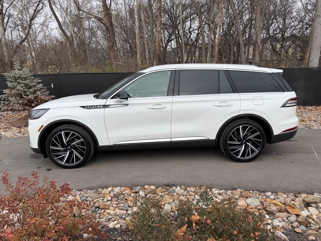 New 2026 Lincoln Aviator Reserve SUV