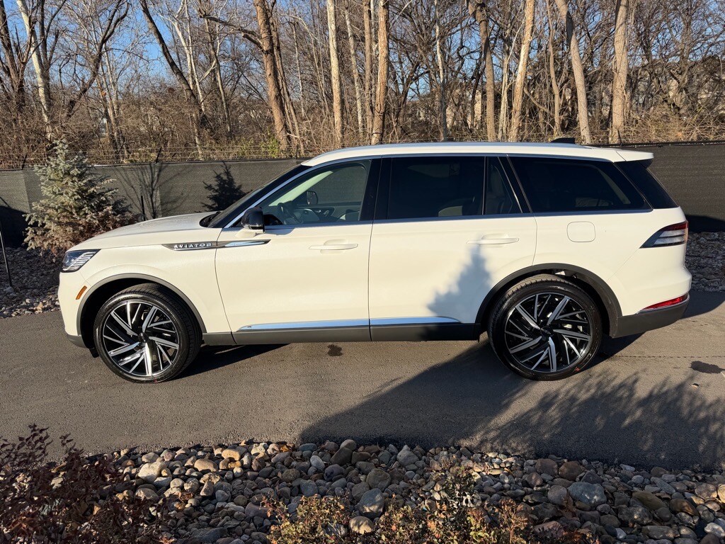 New 2026 Lincoln Aviator Reserve SUV