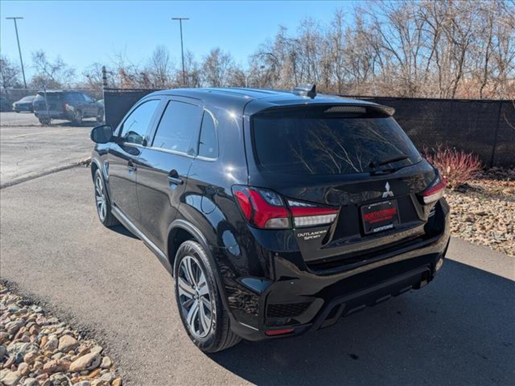 Used 2024 Mitsubishi Outlander Sport SE SUV