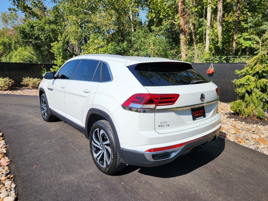 2020 Volkswagen Atlas Cross Sport V6 SEL Premium photo 3